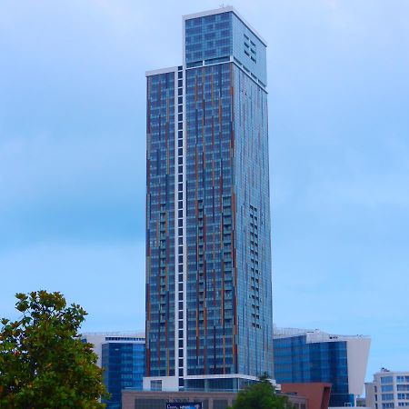 Mimino Apartment Deluxe First Line Batumi Esterno foto