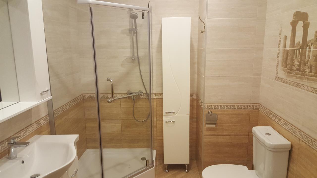 Mimino Apartment Deluxe First Line Batumi Esterno foto