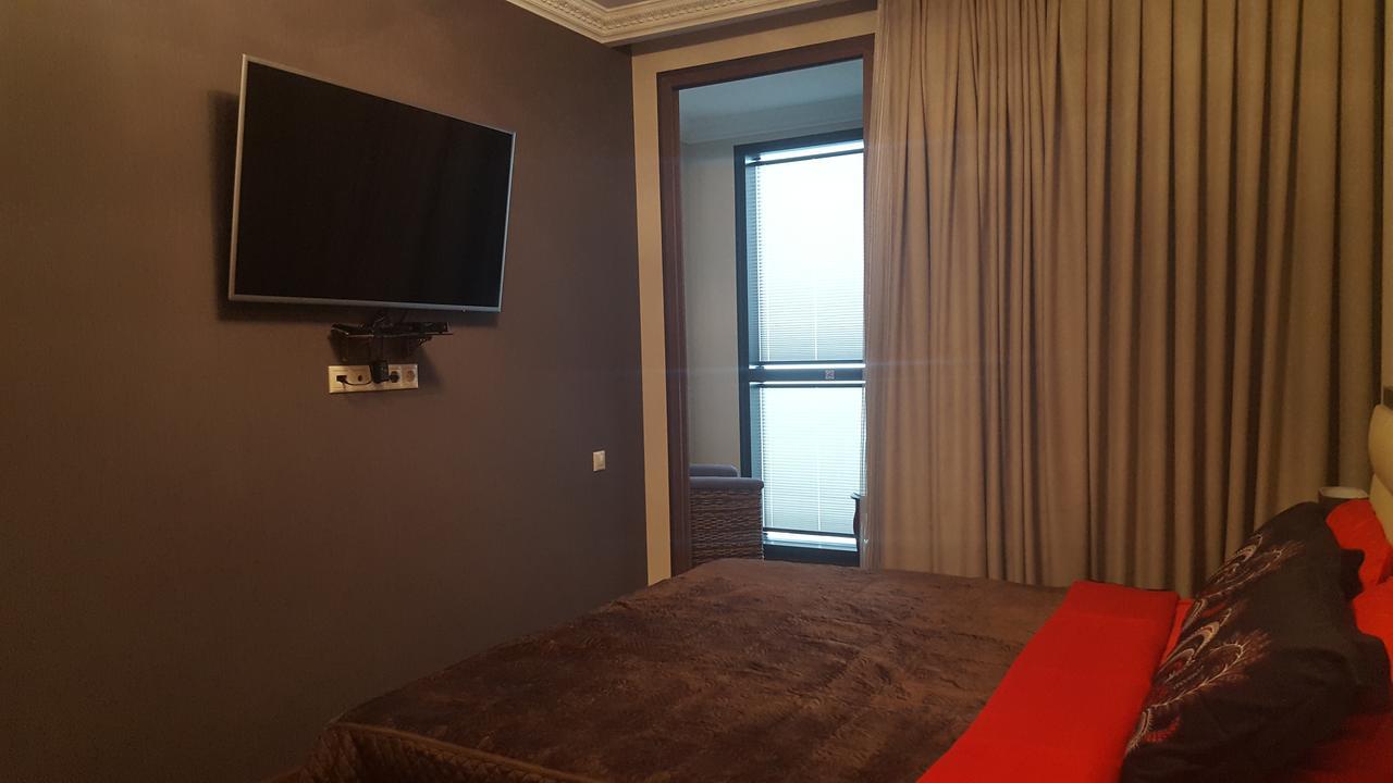 Mimino Apartment Deluxe First Line Batumi Esterno foto