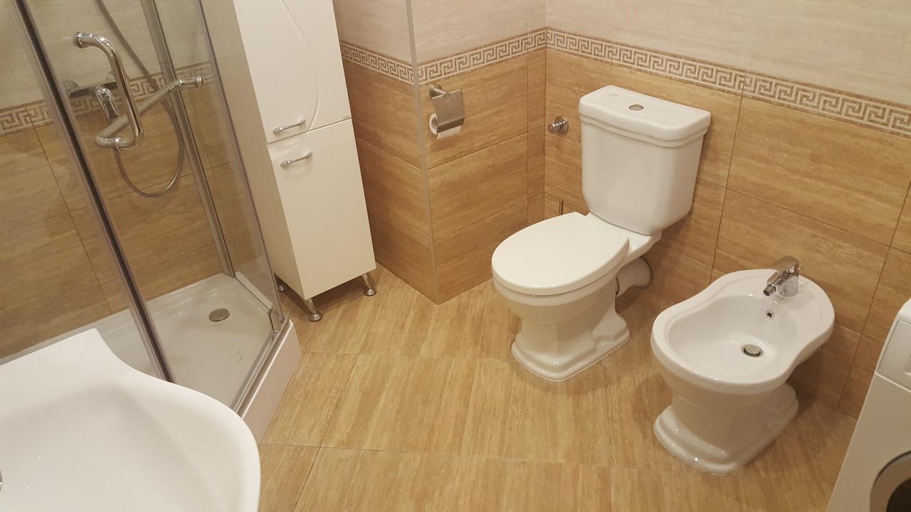 Mimino Apartment Deluxe First Line Batumi Esterno foto