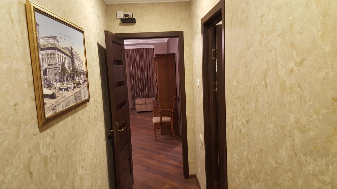 Mimino Apartment Deluxe First Line Batumi Esterno foto